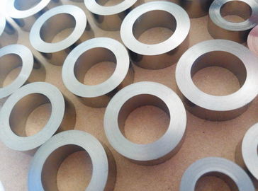 Il centro arrotolato del nastro toroidale fatto del nanocrystalline e dei materiali amorfi, rivestito o rivestimento